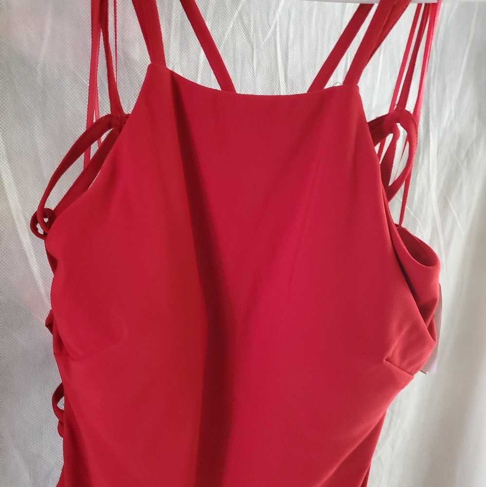 Red Windsor Dress - Picture 4 of 4